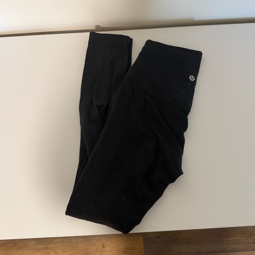 Black Lululemon align leggings